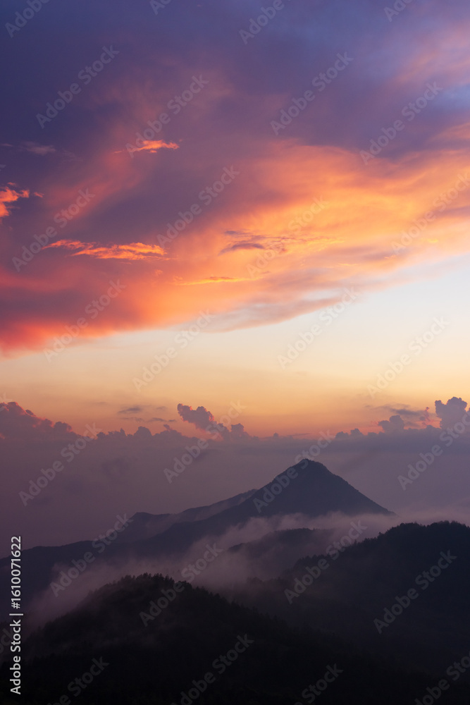 Fototapeta premium sunset over the mountains