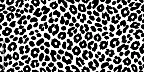 Fototapeta samoprzylepna leopard skin texture 