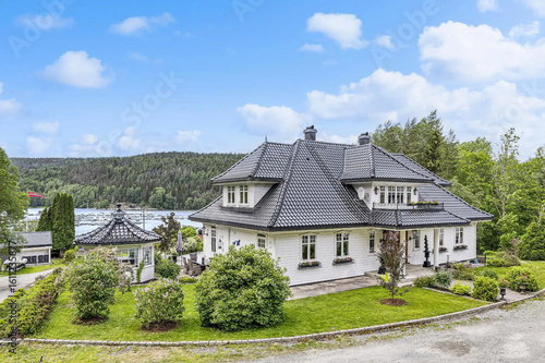 Wallpaper Mural Modern luxury villa exterior in minimal scandinavian style, 3d render Torontodigital.ca