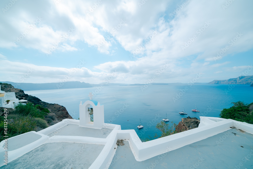 Obraz premium サントリーニ島のフィラの美しい風景