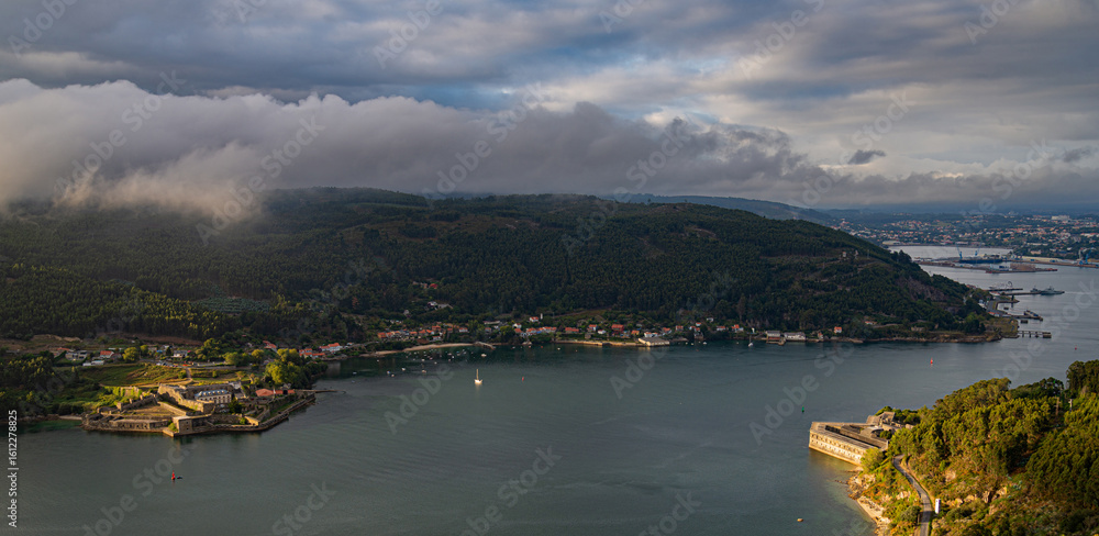 Obraz premium Entrance to the Ferrol estuary