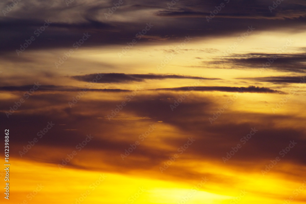 Obraz premium Close up shot of beautiful sky in the evening