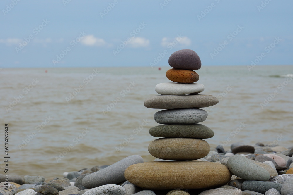 Fototapeta premium stones on the beach