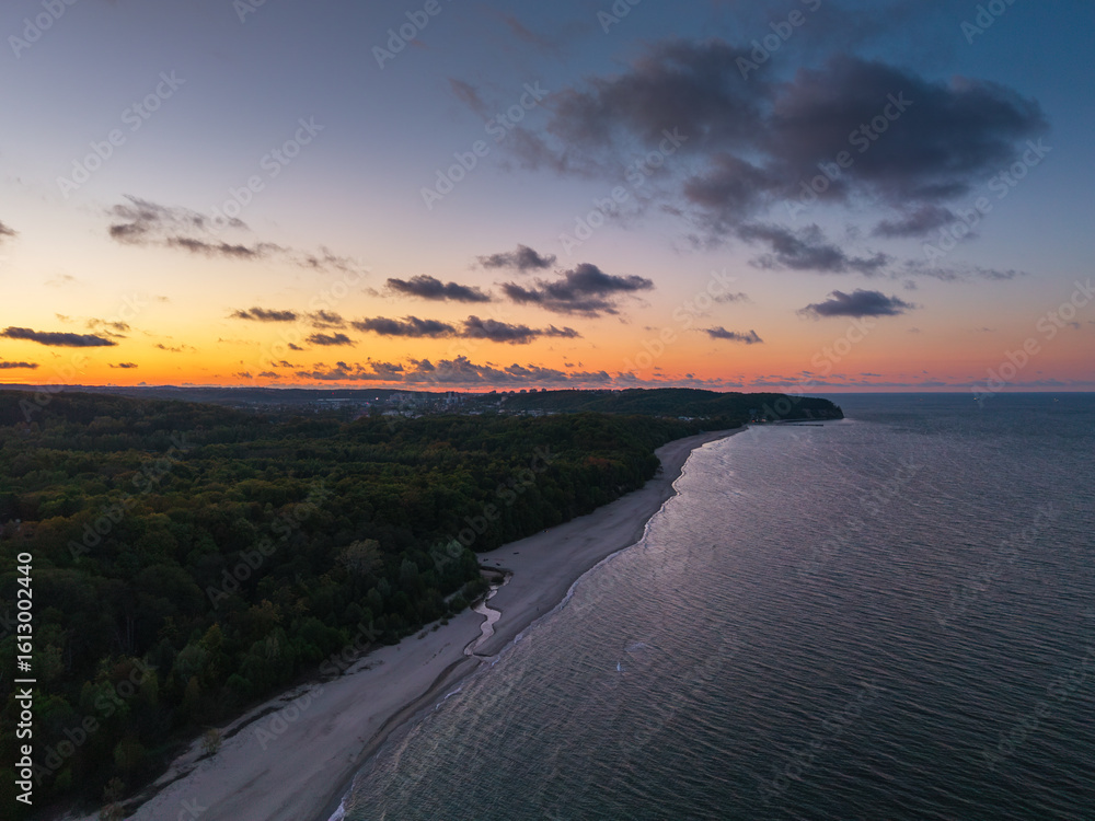 Fototapeta premium Cliff in Gdynia Orlowo by the Bay of Gdansk at dusk, Poland.