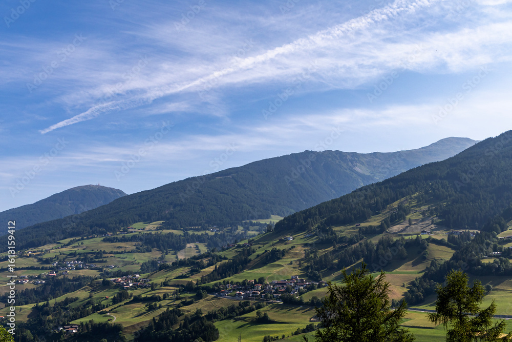 Obraz premium Mountains Alps, panorama. Tyrol Austria Innsbruck