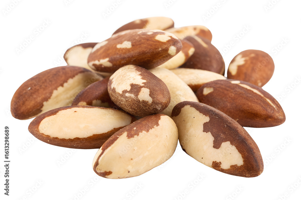 Obraz premium A healthy pile of natural Brazil nuts with brown shells and creamy kernels is isolated on a transparent background, ideal for a PNG image.