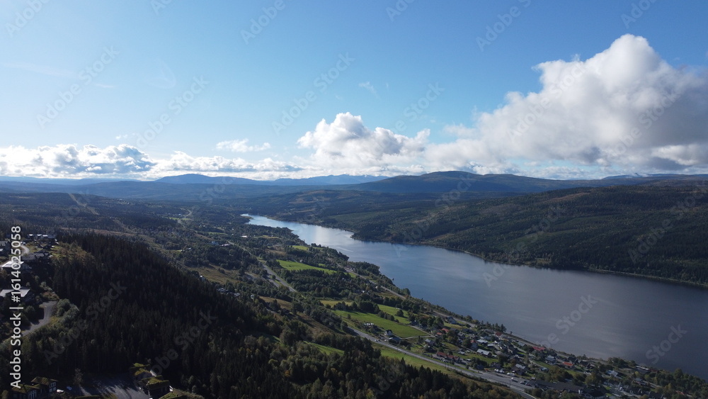 Naklejka premium Aerial View of Åresjön and the Surrounding Mountains in Åre, Sweden