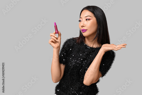 Beautiful Asian woman with ...