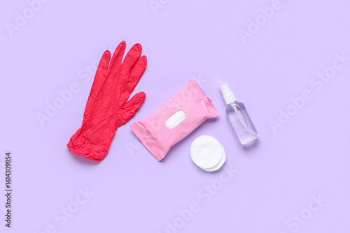 Rubber gloves with bottle o...
