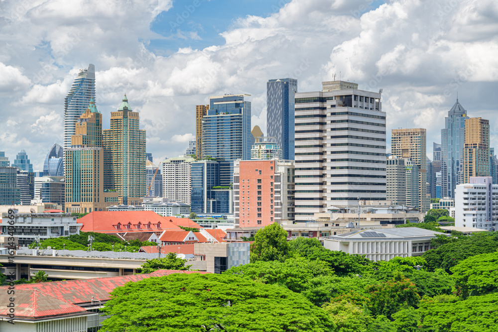 Fototapeta premium Bangkok skyline. High-rise buildings and skyscrapers in downtown
