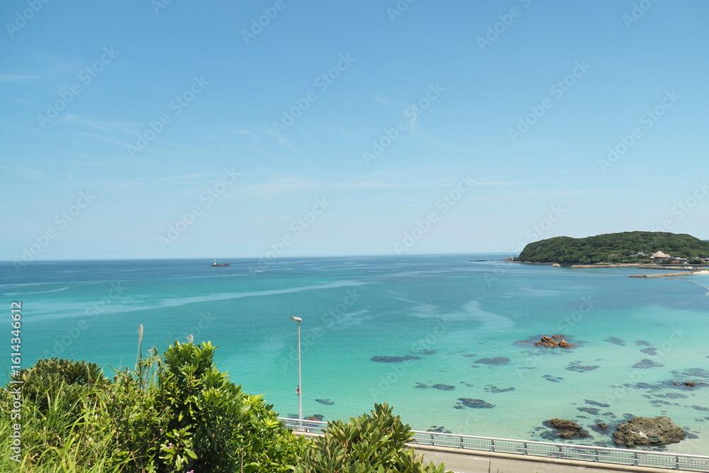 Fototapeta premium 山口県下関 角島の美しい海の風景