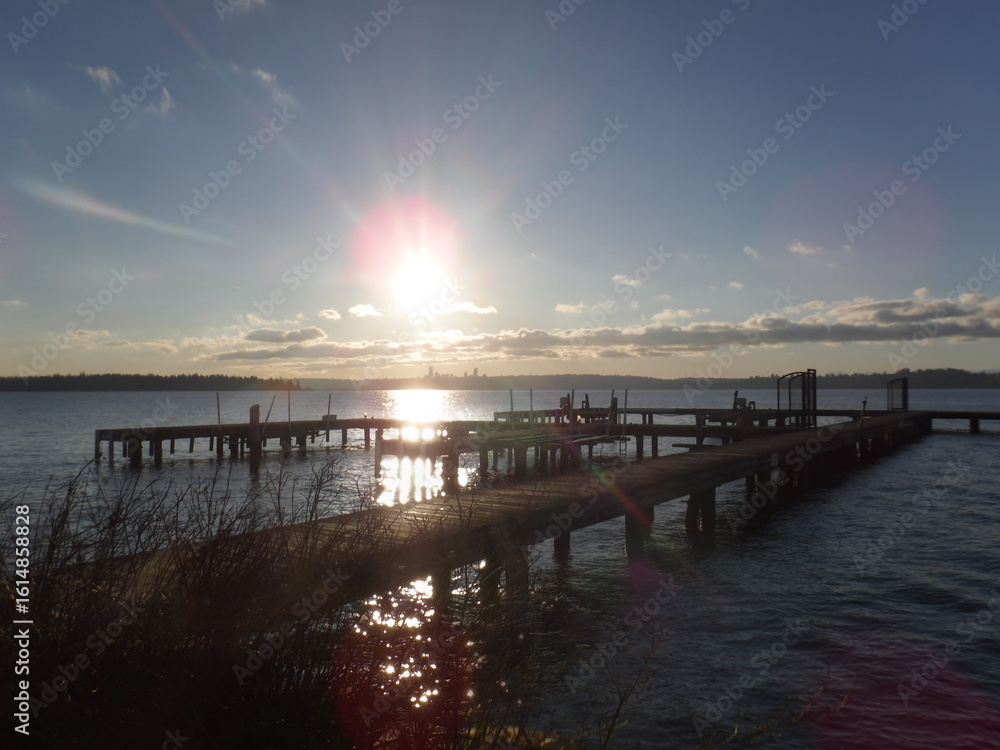 Obraz premium sunset over the pier