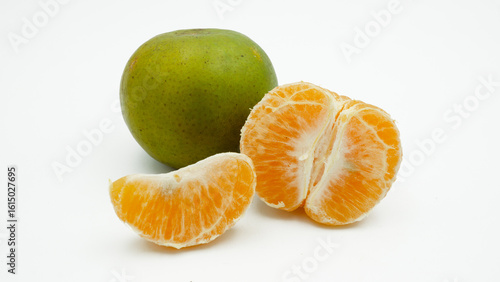 Fényképezés Medan tangerine (Citrus reticulata) is a popular Indonesian citrus known for its sweet, juicy, and fragrant flesh