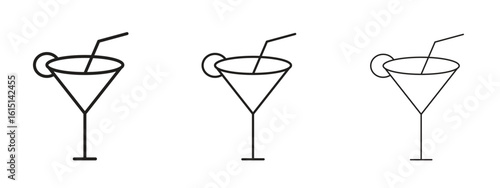 Cocktail icon. Simple element illustration. Can be used for web and mobile.