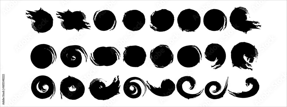 Fototapeta premium Set of hand painted black ink circle brush strokes, inspired by Zen Enso art and abstract grunge design. These artistic circular elements are perfect for posters, digital artwork, and creative design 