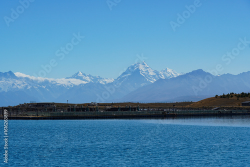 Mount Cook with pukaki lake