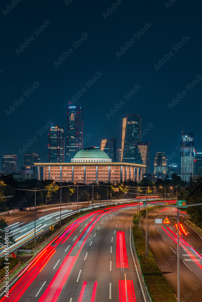 Fototapeta premium traffic at night