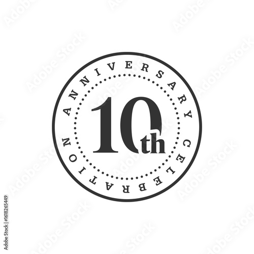 おしゃれな10周年記念のアニバーサリーバッジ風アイコン（モノクロ・ベクター）
