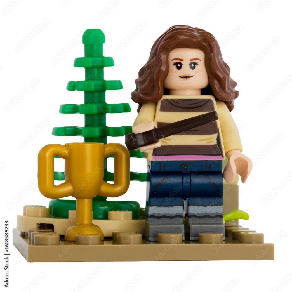 Fototapeta premium Dortmund - Deutschland 30. Juli 2025 - Lego Figur Hermine mit Pokal - Studio Aufnahme