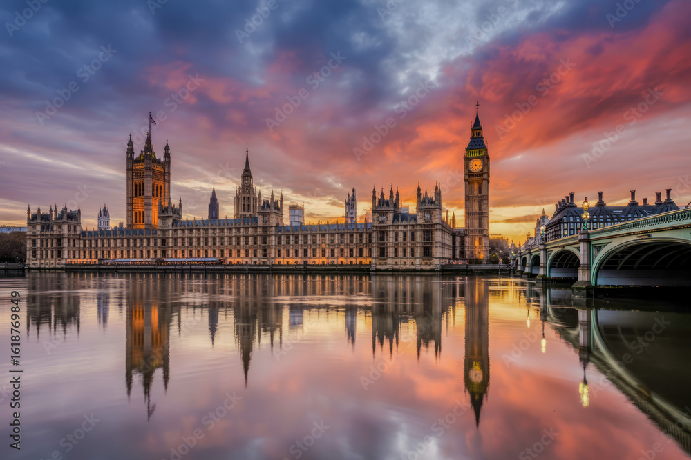Fototapeta premium Palace of Westminster Big Ben bridge sunset reflection