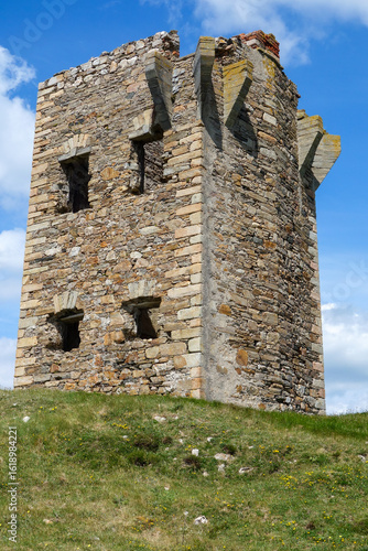 The Lonely Crohy Tower Ruin Overlooking Donegal’s Wild Hills in Ireland Europe .