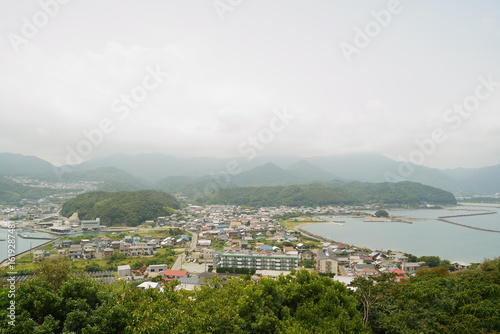 Fototapeta Naklejka Na Ścianę i Meble -  山の上から見る漁村