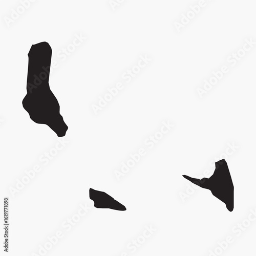 Comoros: Flag and Geographic Outline
