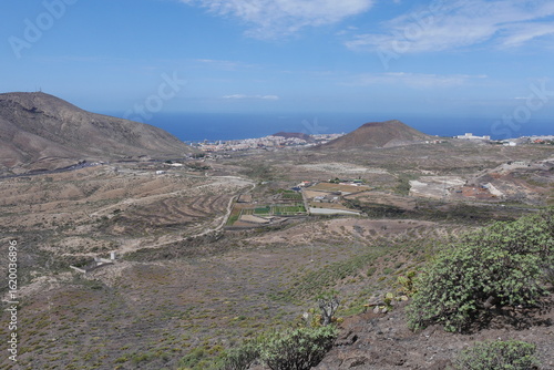 Bild auf Leinwand Berglandschaft bei Arona und Los Cristianos auf Teneriffa