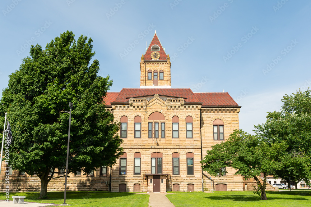 Fototapeta premium The Greene county courthouse in the town of Carrollton. Illinois, USA.