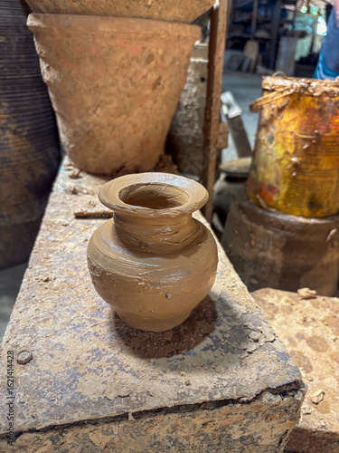 Wallpaper Mural old clay pot Torontodigital.ca