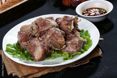 Chinese cuisine, Cantonese cuisine, braised beef bones