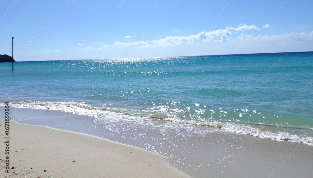 Obraz premium Azure beach scene with gentle waves