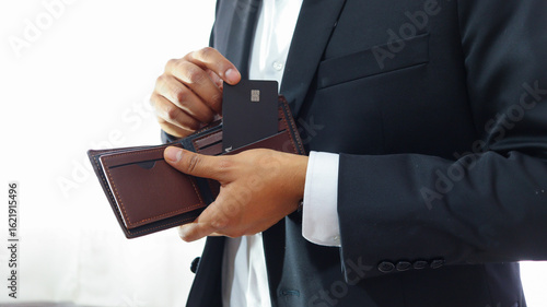 cartera vacía tarjeta de credito pago
