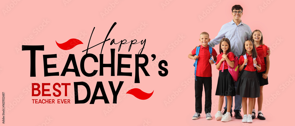 Obraz premium Male teacher with little pupils on pink background