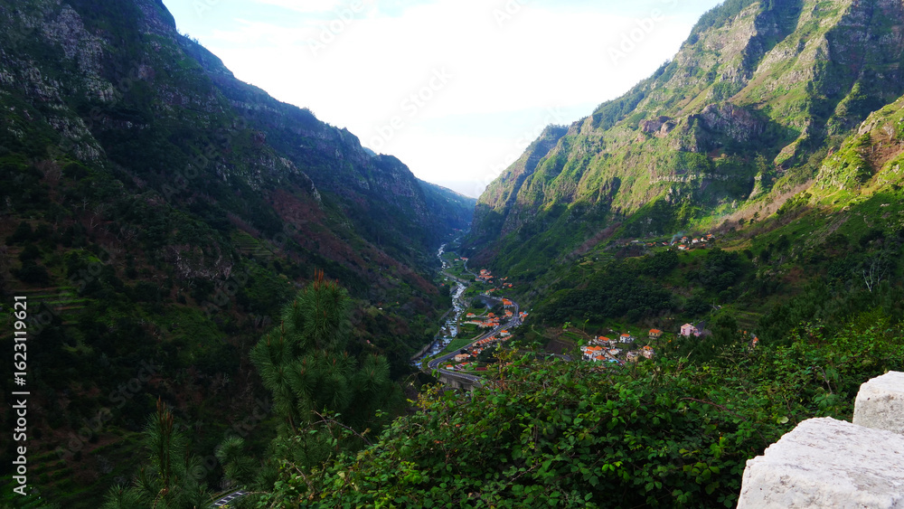Naklejka premium Wonderful mountains in Madeira, Portugal.