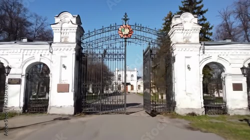 White Mansion Entrance
