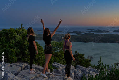 Fototapeta Naklejka Na Ścianę i Meble -  Three ladies in Croatia