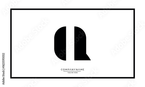 Alphabet letters Q or QQ logo monogram