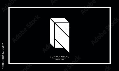 Alphabet letters Q or QQ logo monogram