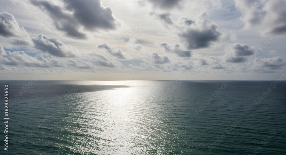 Obraz premium clouds over the sea