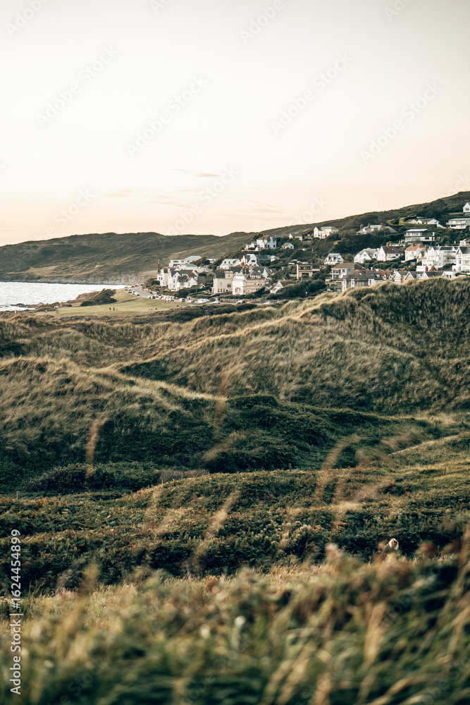 Obraz premium Golden Summer Sunset over Woolacombe Beach, Devon