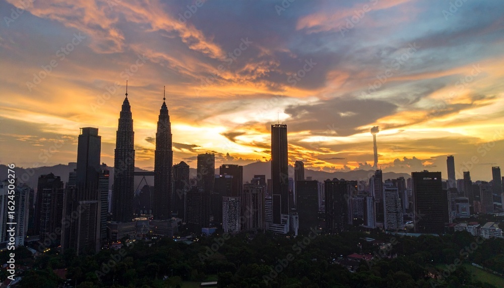 Fototapeta premium sunset over the city