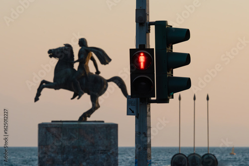 Fototapeta Naklejka Na Ścianę i Meble -  Traffic light in the city of Thessaloniki, Greece