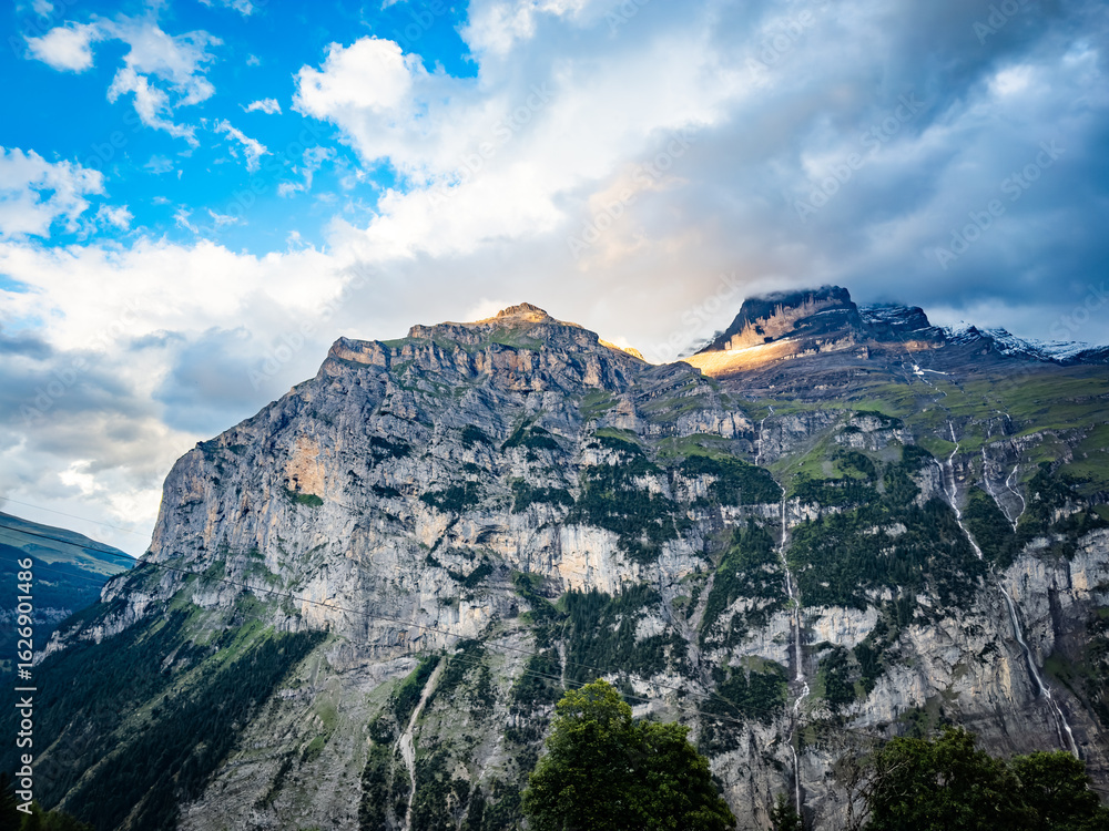 Naklejka premium Gimmelwald in the mountains