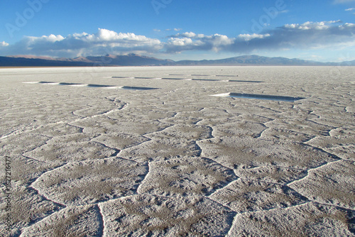 Tableau sur toile Salt flat lake in South America