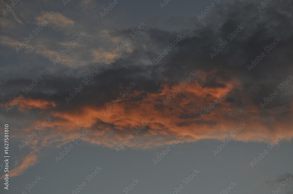 Fototapeta premium 夕焼けの雲