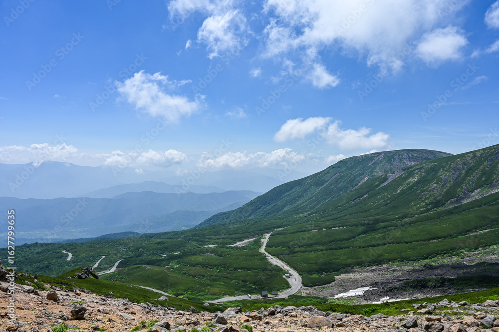 Fototapeta premium 日本の北アルプスの乗鞍岳