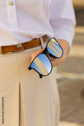Business image, summer clothing and accessories, and glasses