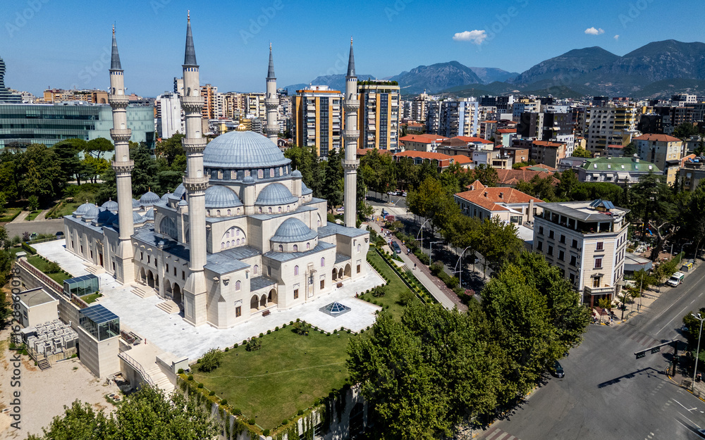 Fototapeta premium Aerial view of the landmark Namazgah Mosque in downtown Tirana, Albania