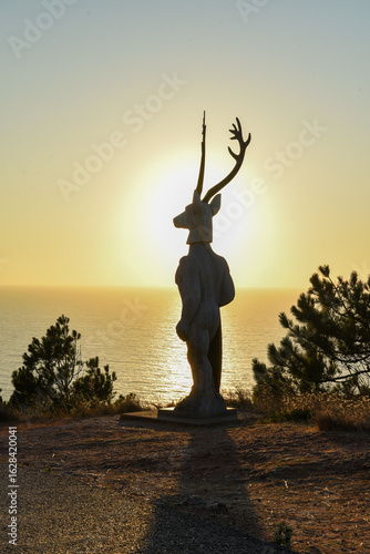 Tribute to surf statue